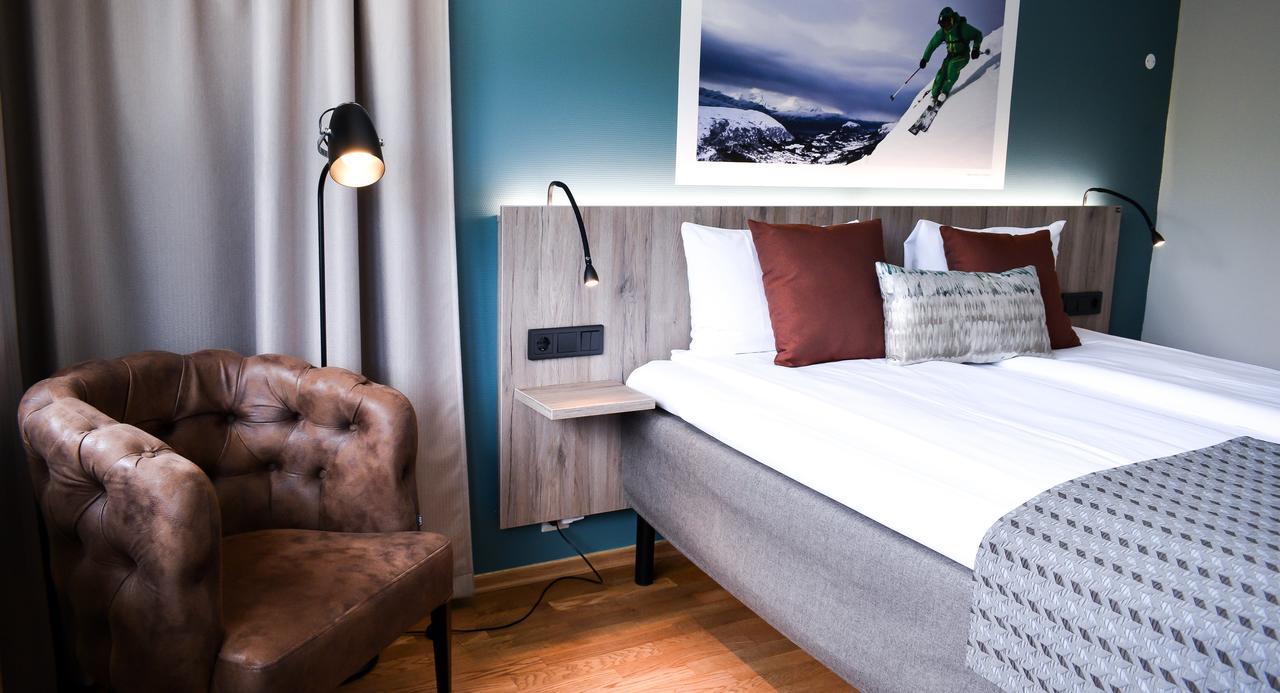Nordfjord Hotell Нурфьордэйд Экстерьер фото